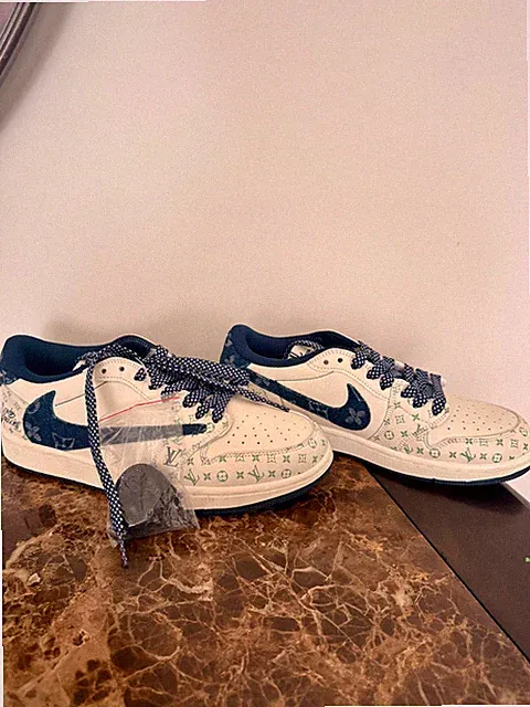 Nike Custom Shoes Size 8.5 9